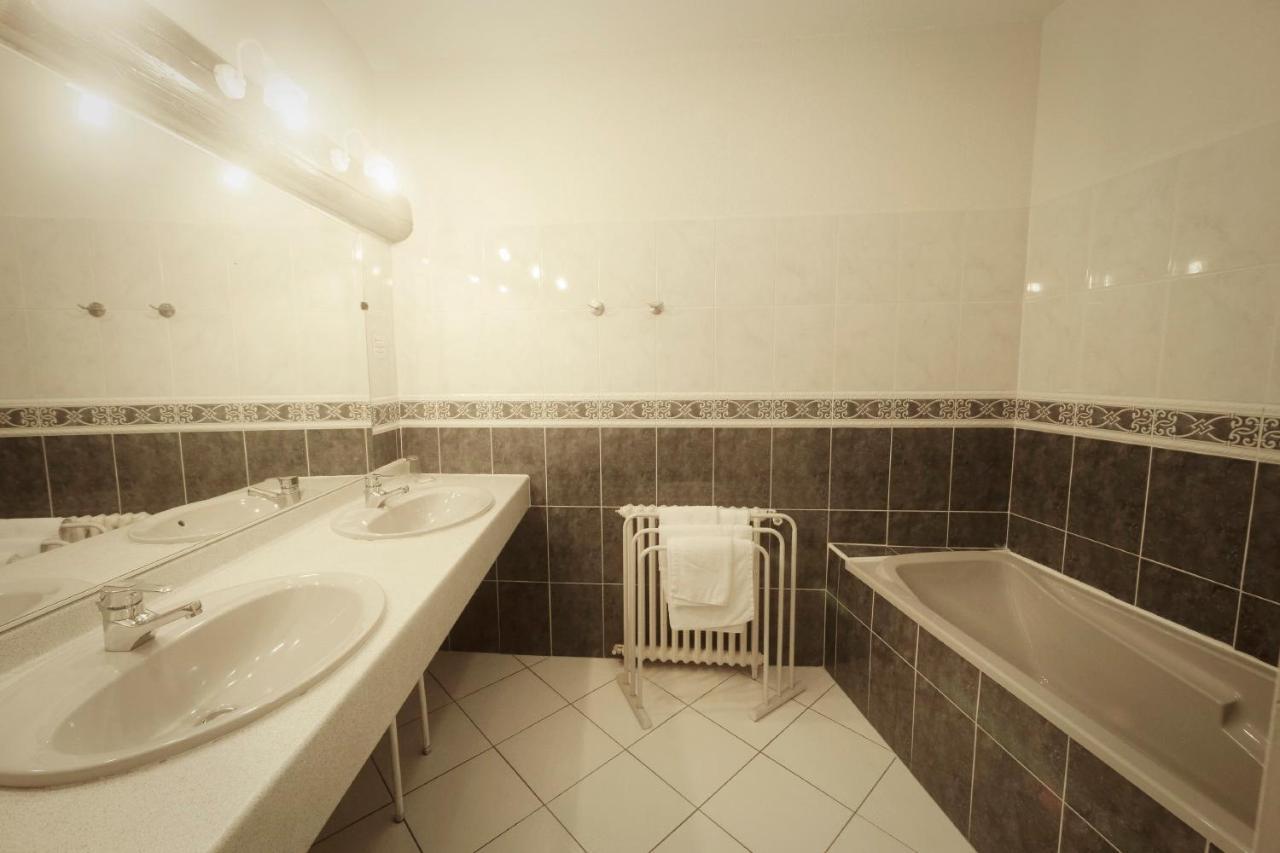 Hotel Le Lons Foix